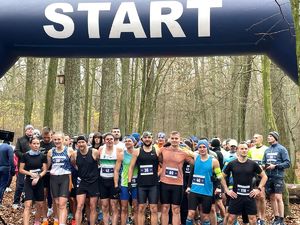 funkcjonariusze policji