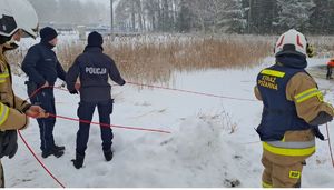 policjanci i strażacy