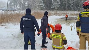 policjanci i strażacy